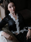 <em>Blouses</em>